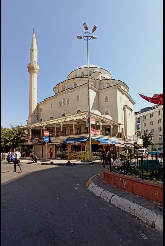 Kuştepe Cami Minare Yıkımı
